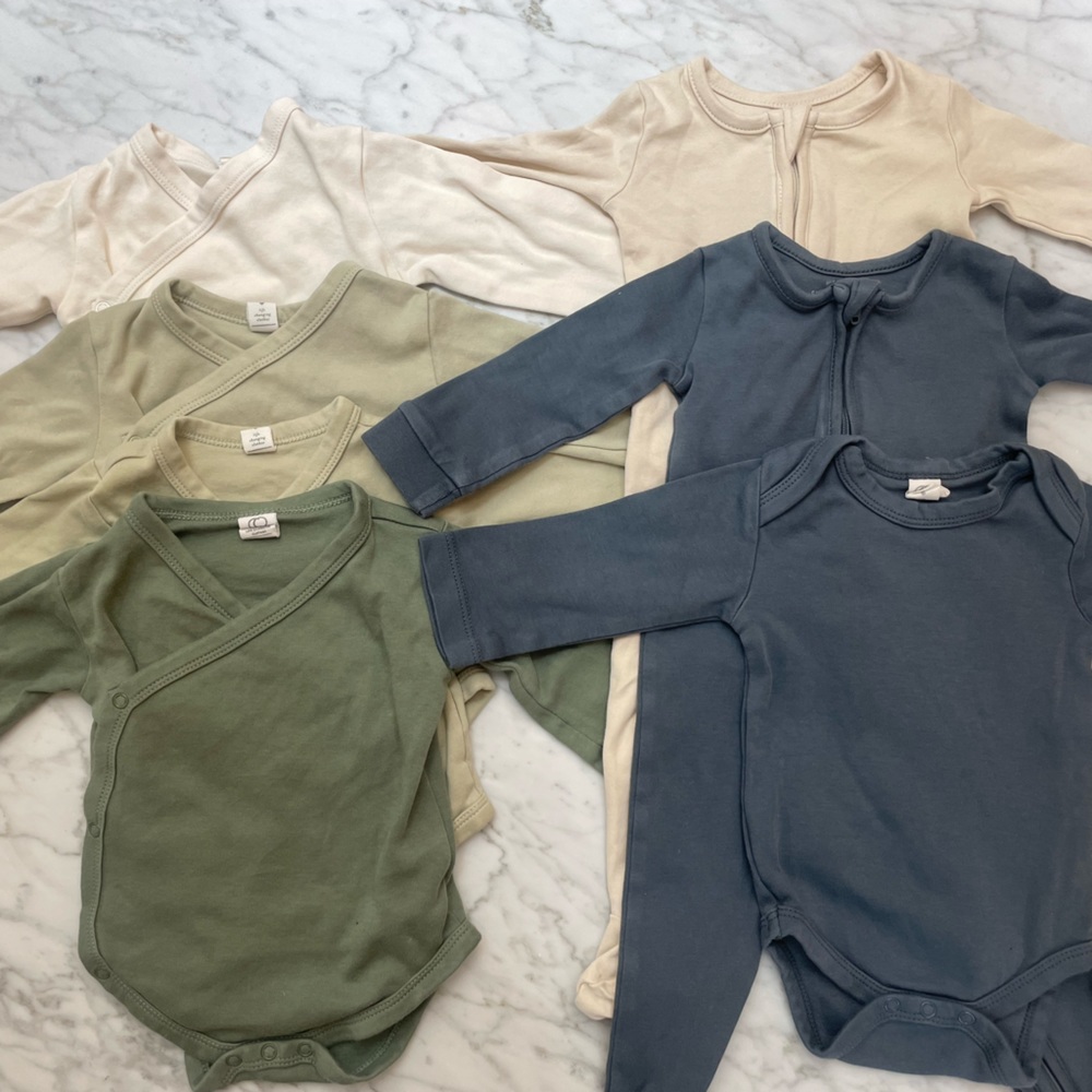 Bundle of Colored Organics Baby Clothes size 3-6